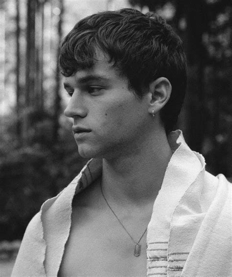 Brandon Flynn Biography